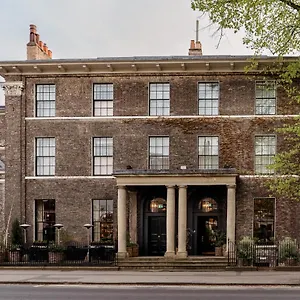 4* Hotel No 1 By Guesthouse,